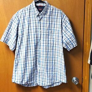 Wrangler mens short sleeve shirt,  large